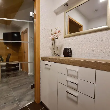 Exklusive Moderne 2 Zi. Wohnung In Ruhiger Lage Schechingen Zewnętrze zdjęcie