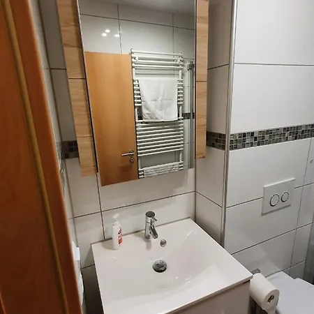 Exklusive Moderne 2 Zi. Wohnung In Ruhiger Lage Schechingen Zewnętrze zdjęcie
