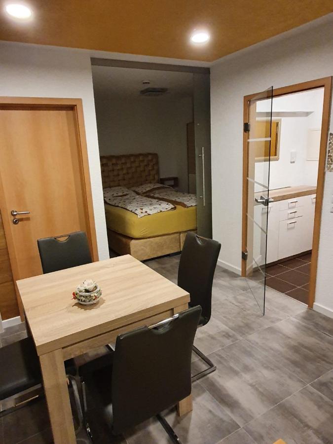 Exklusive Moderne 2 Zi. In Ruhiger Lage Apartment