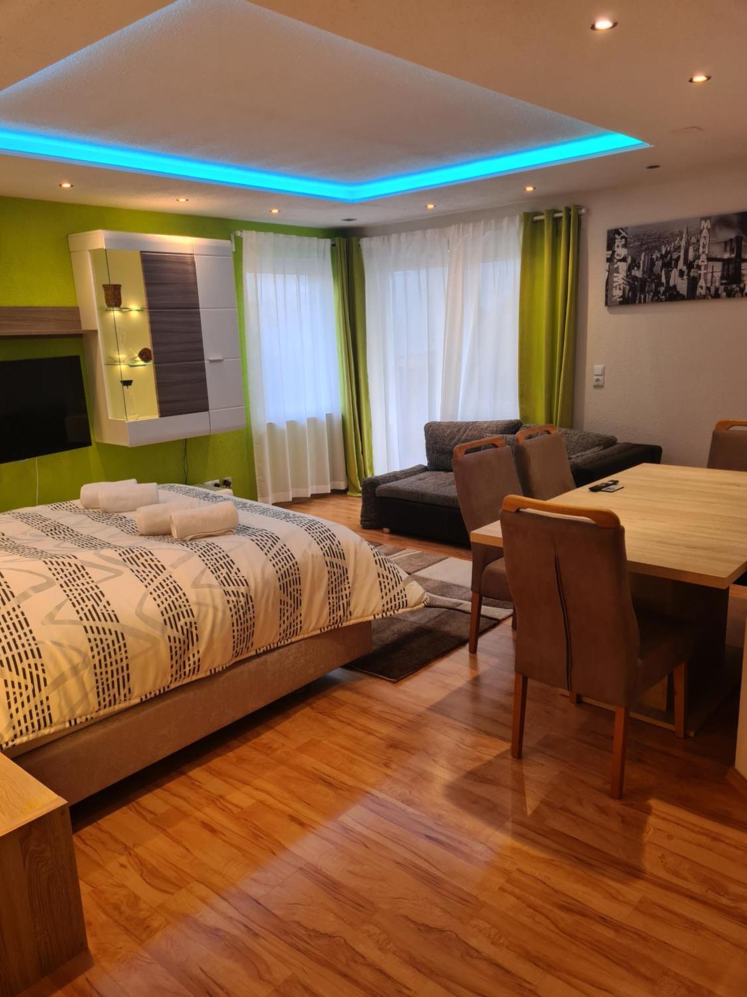 Exklusive Moderne 2 Zi. In Ruhiger Lage Apartment Schechingen