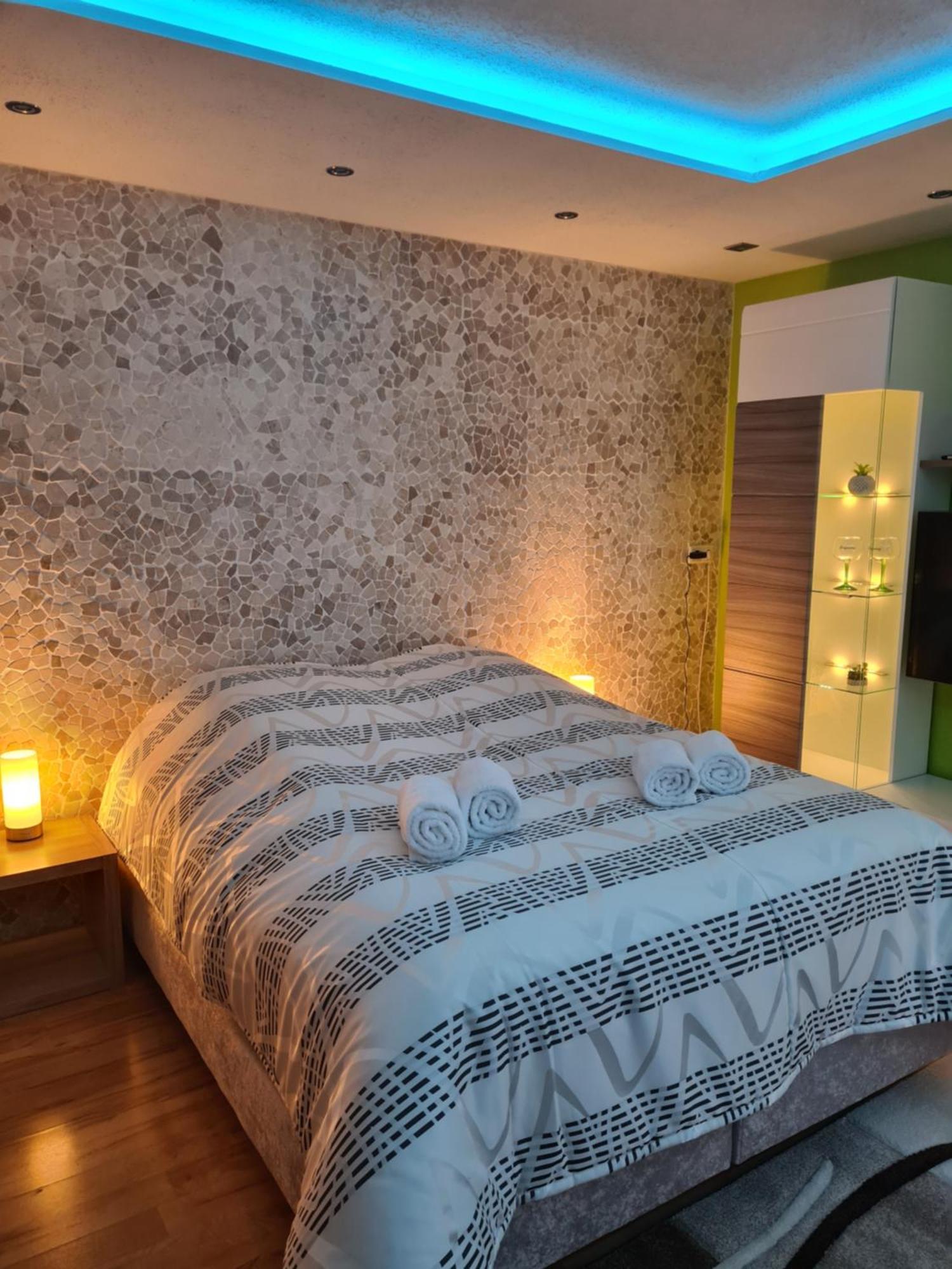 Apartment Exklusive Moderne 2 Zi. In Ruhiger Lage Schechingen