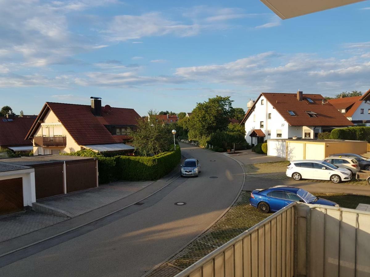 Apartment Exklusive Moderne 2 Zi. In Ruhiger Lage